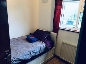 A single room in Headington, near Oxford Brookes University, 15 Minutes by Bus to City Centre