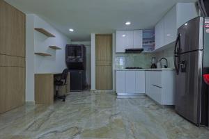 Lujoso Apartamento con salida a la playa