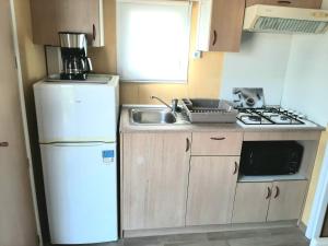 Maisons de vacances Mobil-Home Caves, 3 pieces, 4 personnes - FR-1-783-28 : photos des chambres
