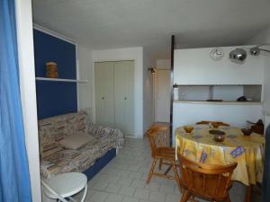 Agréable studio cabine proche plage, verdure et commerces, parking privé, pour 4 personnes - FR-1-328-252