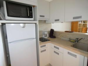 Agréable studio cabine proche plage, verdure et commerces, parking privé, pour 4 personnes - FR-1-328-252