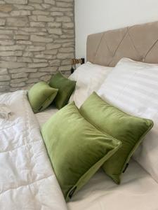 Cozy seaview retreat