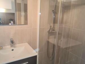 Charmant T2 Alcôve Est à 600m Plage, Parking, WIFI, Quartier Calme - FR-1-328-258