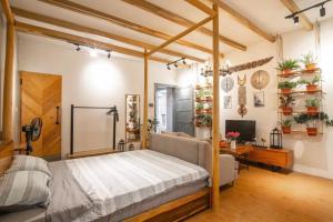 AfricantPrivate2 to Hoankiem Lake & Beer Str. Bar 18+