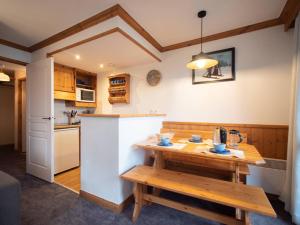 Appartements Appartement Valmorel, 2 pieces, 4 personnes - FR-1-291-1007 : photos des chambres