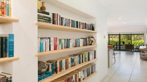 Hunter Grange - The Vintage