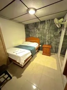 Hotel San Diego DOSQUEBRADAS - 圣罗莎德卡瓦尔