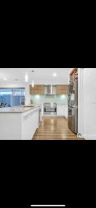 Home away from Home 22 mins from Airport and CBD