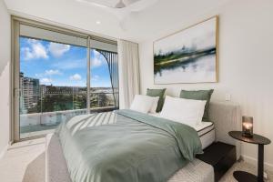 Miles at Kirra Beach Unit 907