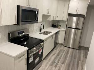 Cozy newly built 1 bedroom suite