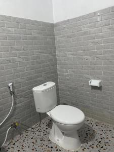 COCONUT BEACH BUNGALOWs & WARUNG 2