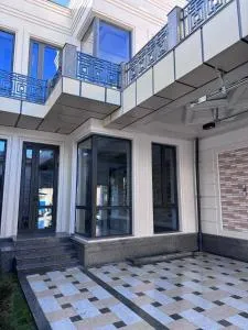 Davron House-Villa - Chimgan