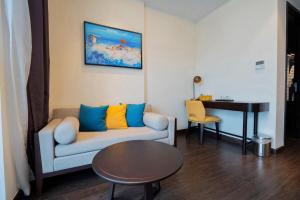 Hi-Home HALONG BAY Apartment SEA VIEW