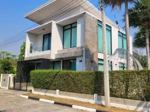 158 pool villa party - Ban Pu Kha Luang