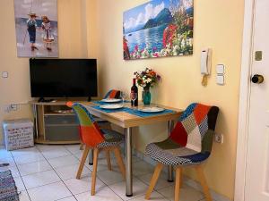 The Green Apartment, 1 min walk from Kalamaki beach