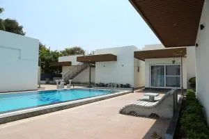 ARS FARMSTAY - Gadag