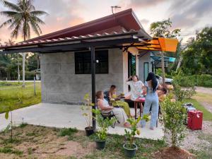 Eco Ventures Homestay (โฮมสเตย์ลุงบอส)