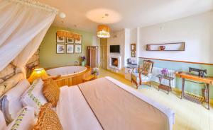 Palas Alaçatı - Adult Only