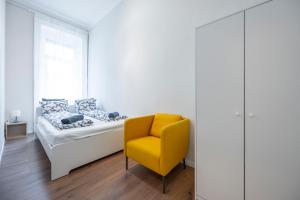 Lovely Central Apartment by Julia