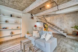 Spacious Pererenan 1bd Chic Hideaway - 650m to Beach