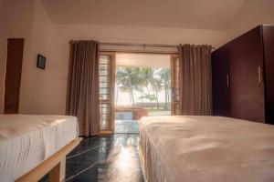 Baywatch by Grha - A Picturesque Beachfront Villa