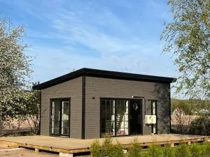 Attefallare i äppelriket - Tollarp