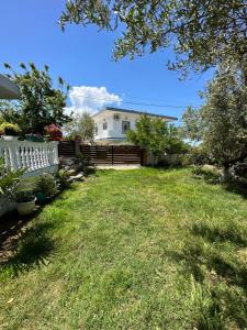 Guesthouse Xhuliano