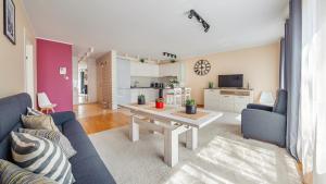 Old Town Gdańsk, Sun & Snow