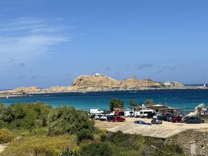 Appartements La Petra Marinella - Appt climatise avec piscine : photos des chambres