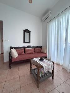 Sea-front Cozy Apartment