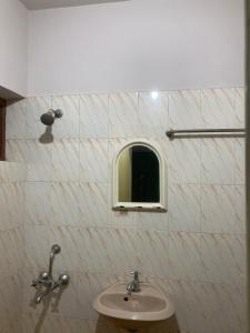 Cozy n spacious air conditioned furnished 3BHK