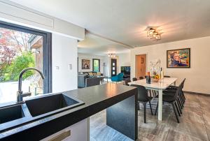 Villas Villa contemporaine 7 minutes du Centre de Lille : Villa 3 Chambres