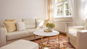 Flatbook - In the Heart of Old Town Apartments Mariacka