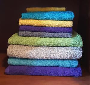 Cozy studio Free street parking Further center