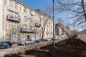 Apartment with balcony - Paulinska 8 street