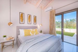 Villa Levanta by Villa Plus