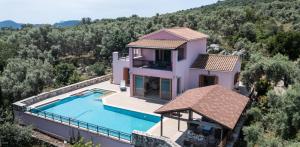 Pegasus by Vintage Travel