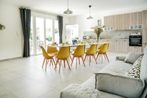 Luxury Villa La Perla - Castellammare del golfo with Pool, Garden and Parking