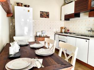 Cretallaz - Rustic chic with castle view, free parking and WiFi