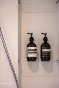 2BR Beachfront Gem with Dazzling Views of the Palm