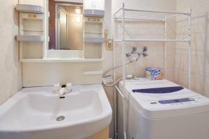 2BR 4 Beds 6 min walk to Sta. Katsushika Hokusai 17 min walk JR Sta.