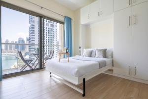 Frank Porter - Marina Views B