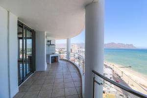1402 Hibernian Towers Luxury Self Catering Apartment Strand Western Cape South Africa