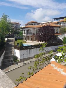 Beautiful 3 Room Apartment with Pool and Sea view Aheloy