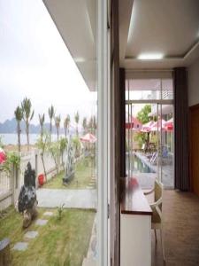 Chuỗi Villa 9 Ngủ Tuần Châu - Sân vườn - Bể bơi rộng - view biển
