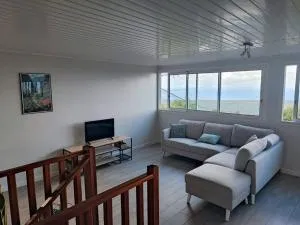 La Caz Serins ETANG SALE - Le Lambert