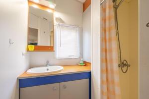 Appartements Mobilhome Mh 100 La Tremblade : photos des chambres