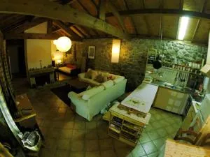 Casa do Ribeiro - Casal Pedro - Labrujo