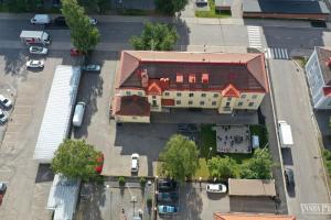 Keskusta sviitti parvekkeella ja pyykinpesukoneella Vanha Postitalo