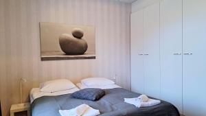 Kotimaailma Apartments - tilava saunallinen kaksio - Verstaankatu